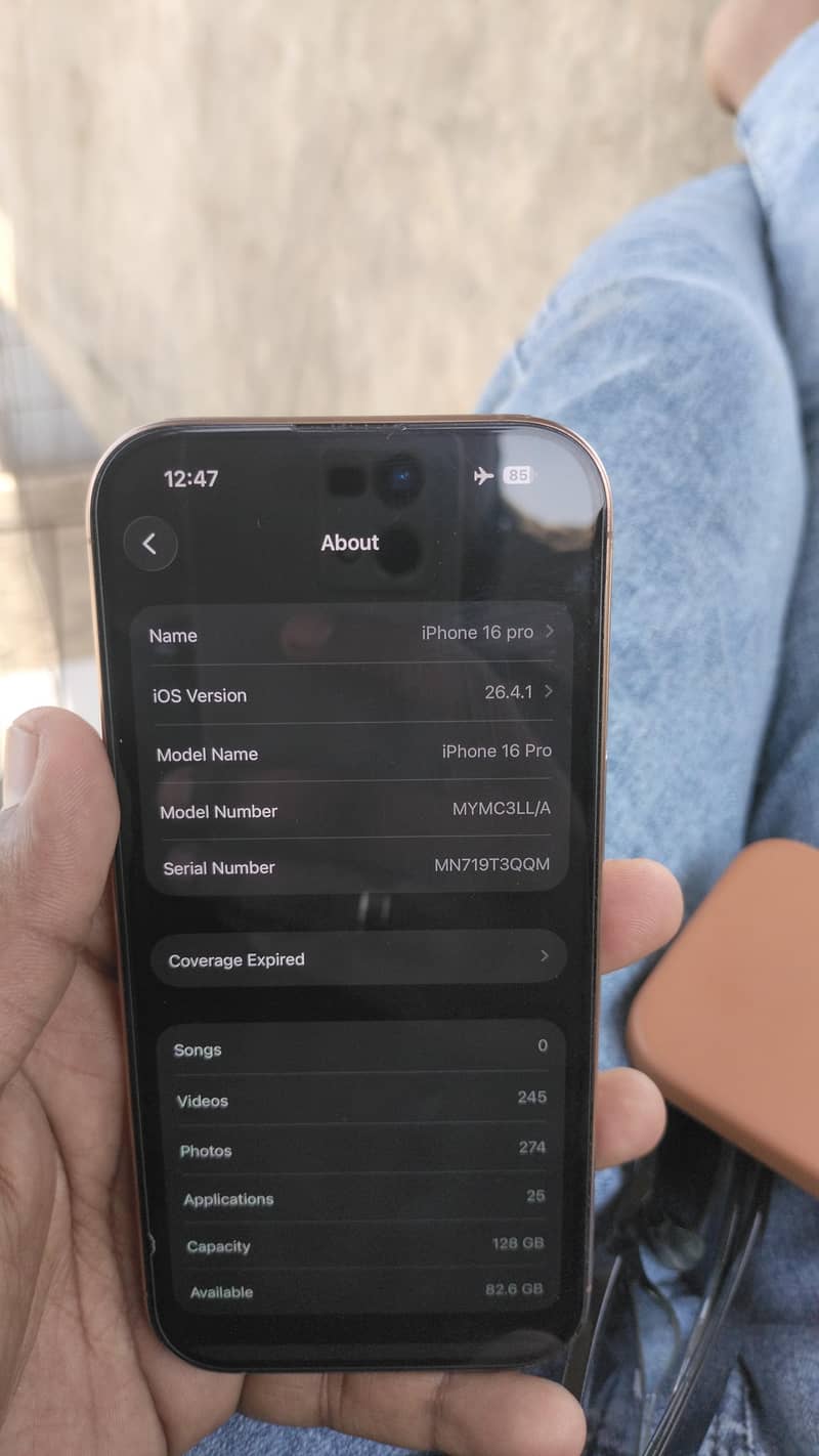 Apple iPhone 16 Pro 3