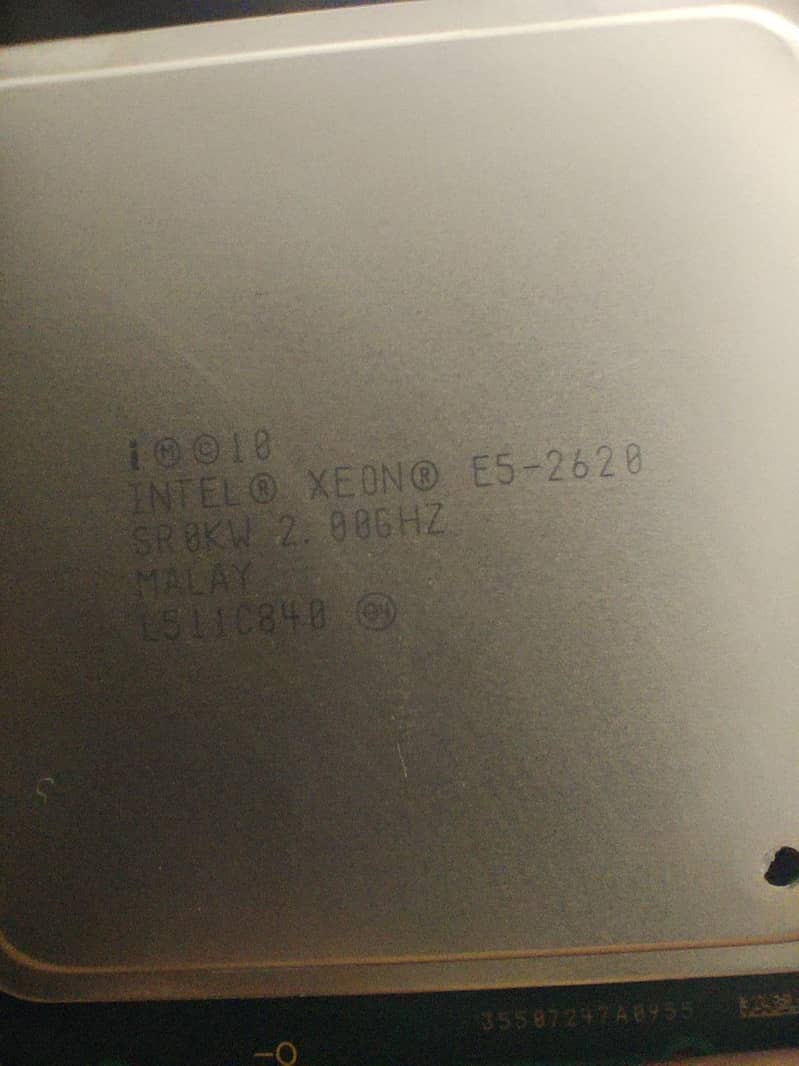 Intel Xeon E5 2520 4