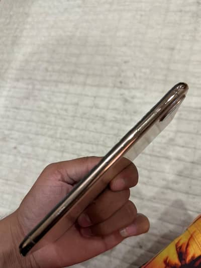 Iphone XS Max Duel sim PTA approved 256gb 03039915328 ws