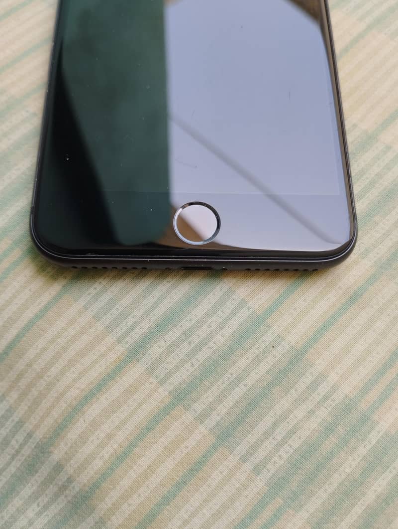 iPhone 8 plus 10