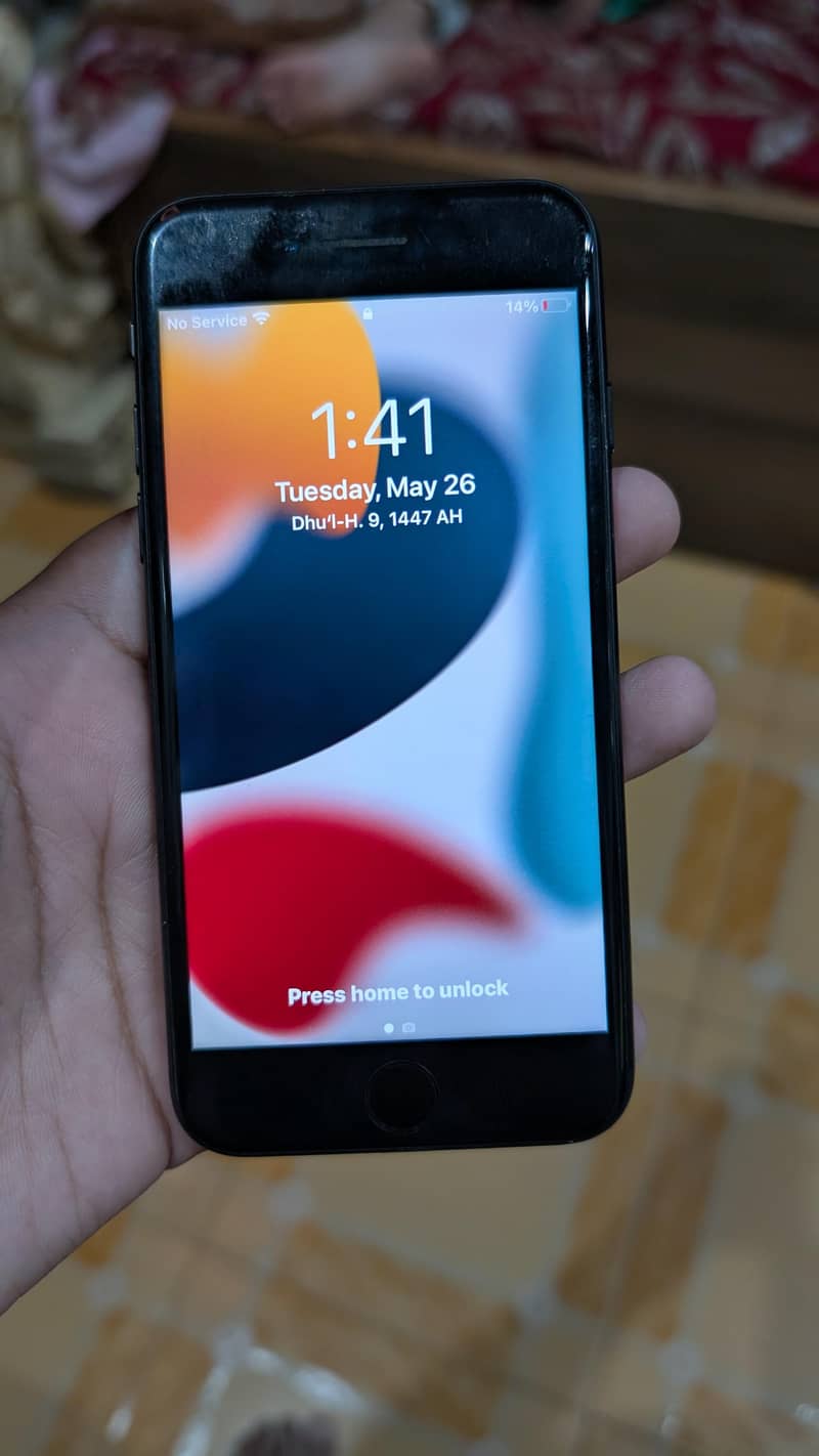 Apple iPhone 7 1