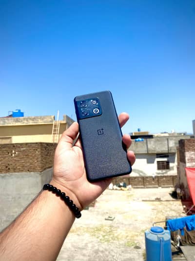 One Plus 10 Pro 5G