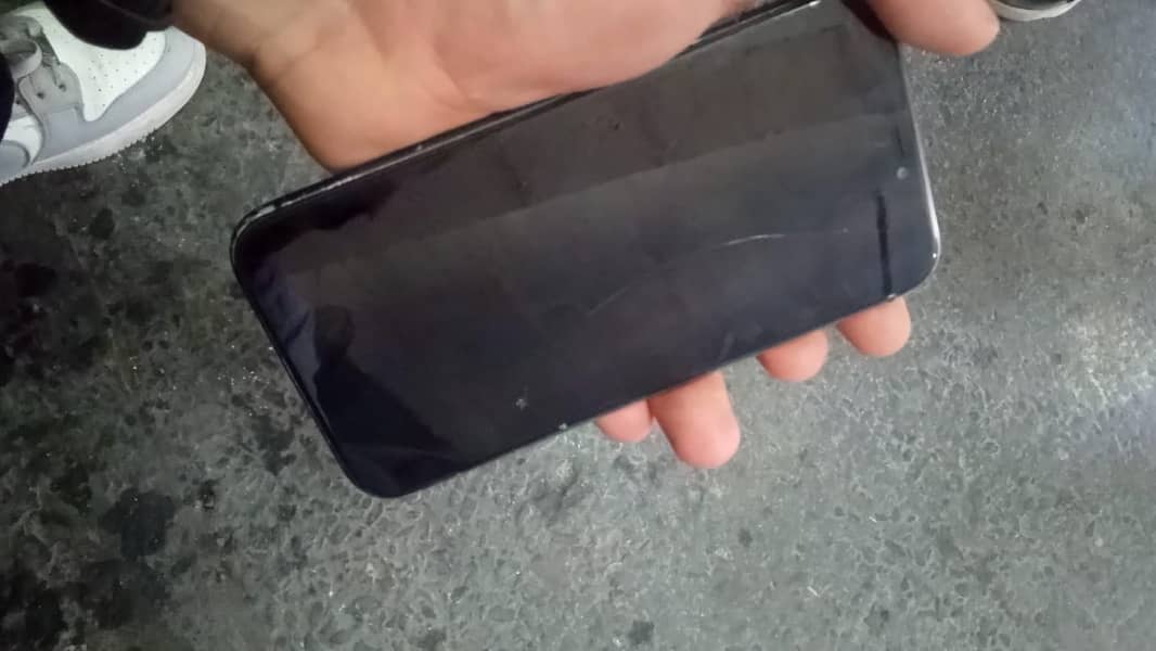 Apple iPhone 11 5