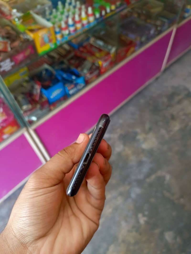 Apple iPhone SE 5