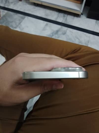 iphone 15 pro max bypass