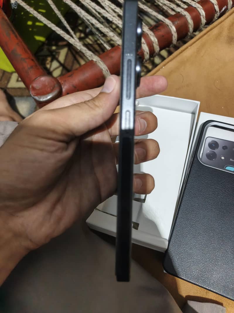 Xiaomi Redmi Note 13 2