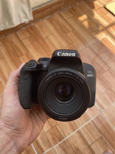 Canon 800D for sale