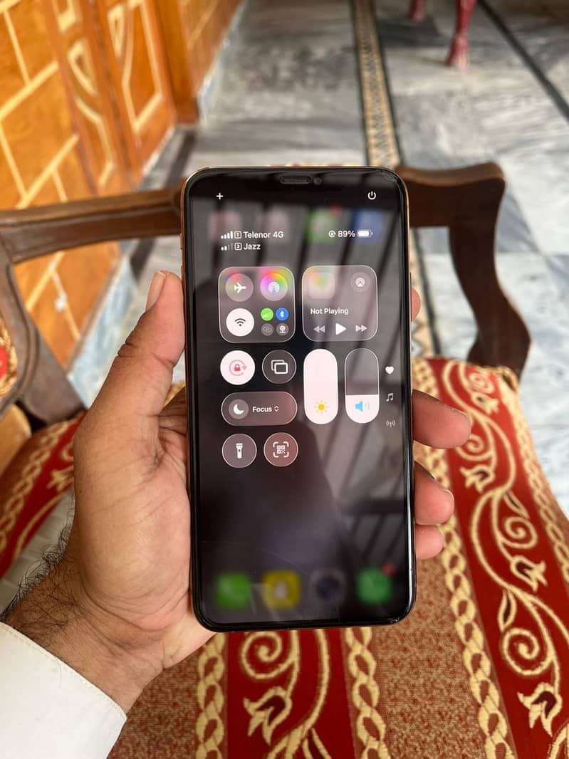 iPhone 11pro max 2