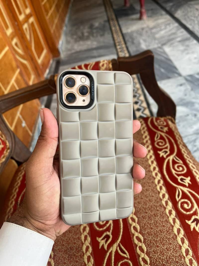 iPhone 11pro max 4