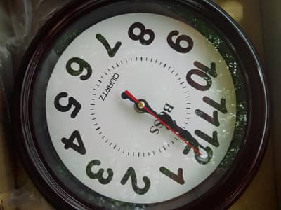 Premium Quartz Wall Clock – Stylish New Model for Home & Office