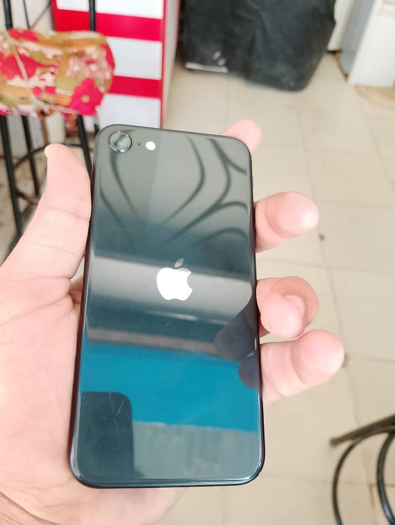 Apple iPhone SE 4