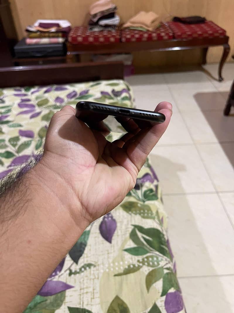 Apple iPhone 7 sim time 2
