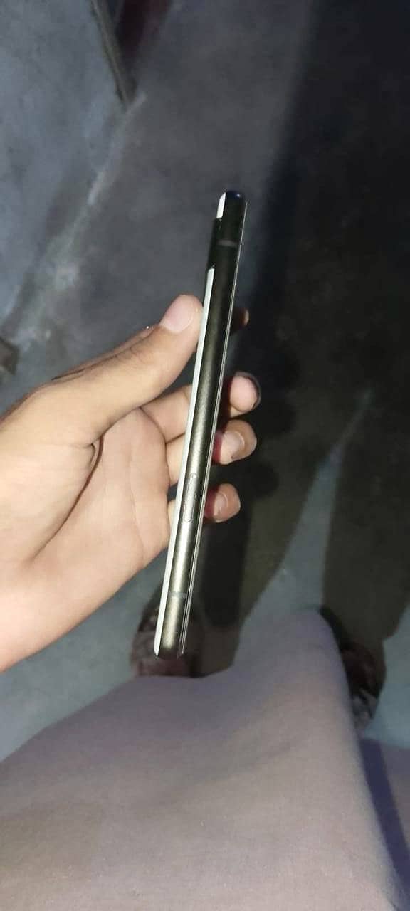 Google Pixel 6a 1