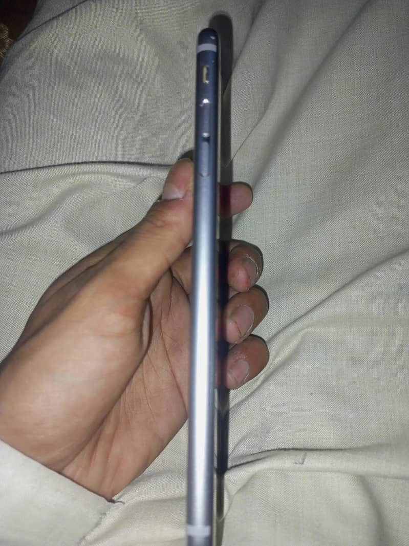 Apple iPhone 6S Plus 3