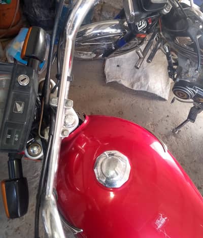20 model  Honda CD  70. saf condition