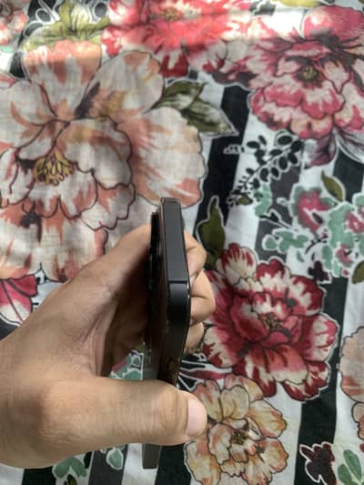 iPhone 14 Pro 512 gb in good condition