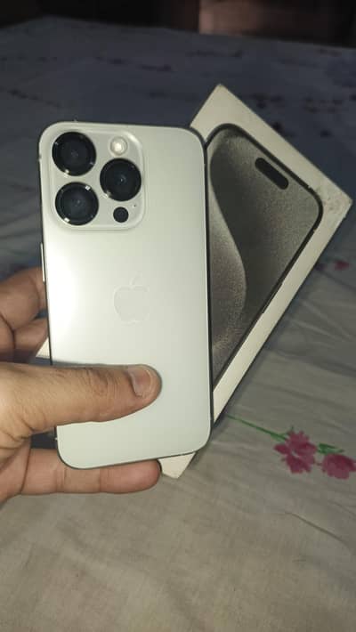 iPhone 15 pro display sms with box