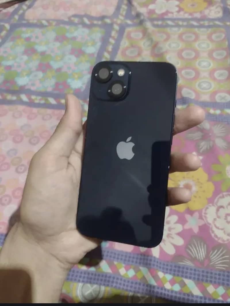 Apple iPhone 13 0