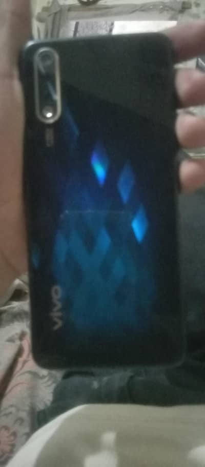 Vivo S1