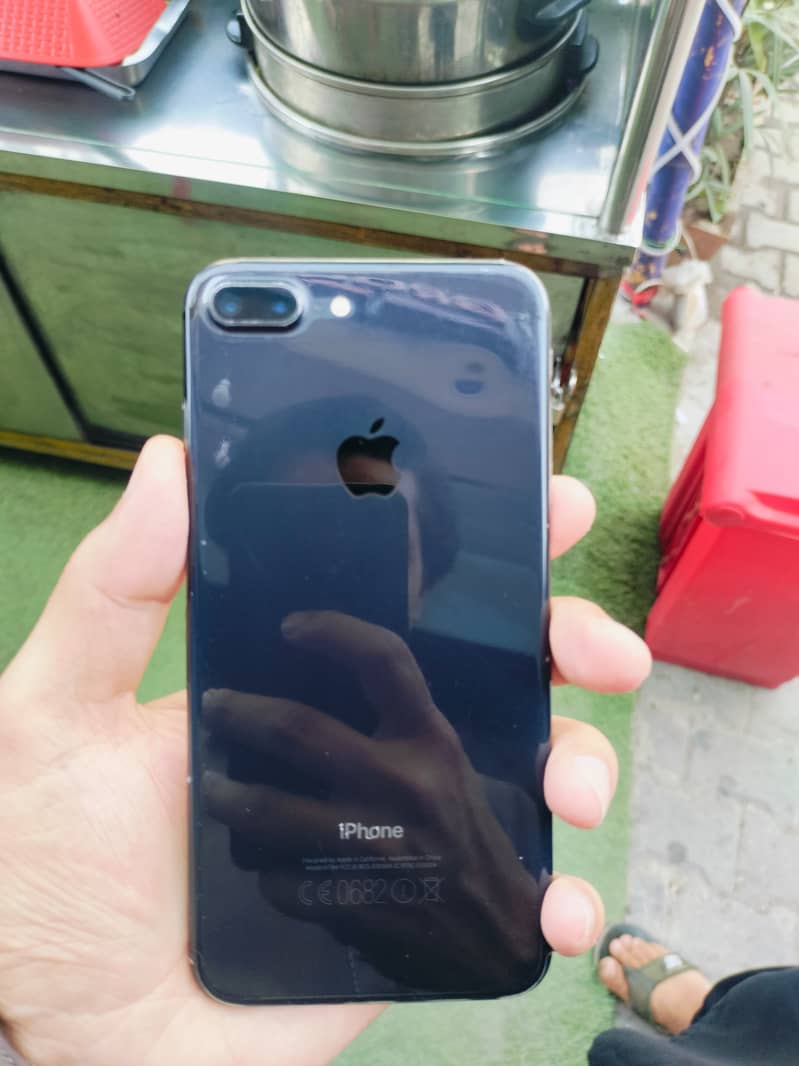 iPhone 7 Plus 0