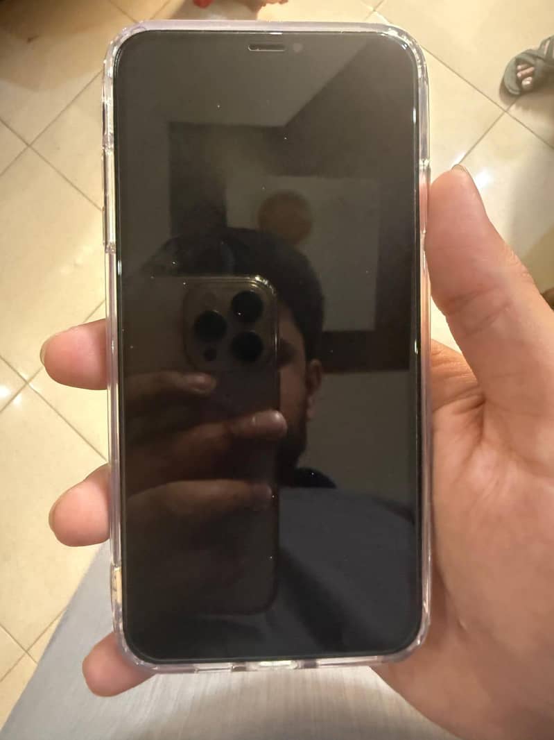 iphone xs max 2