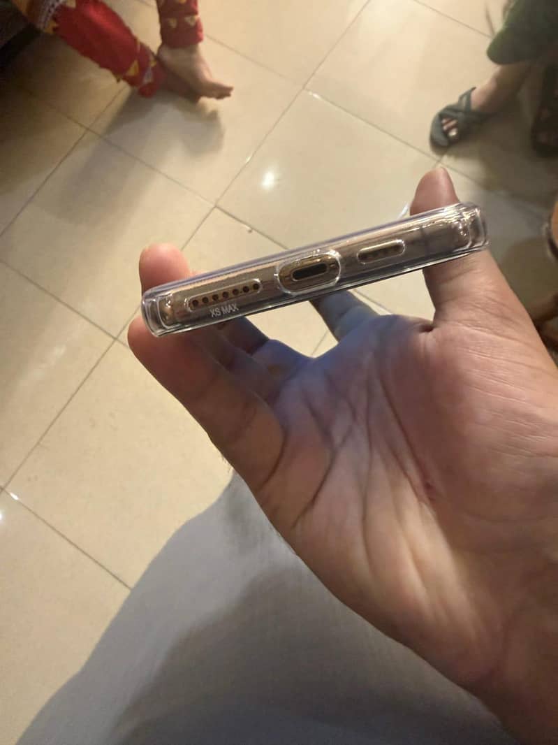 iphone xs max 5