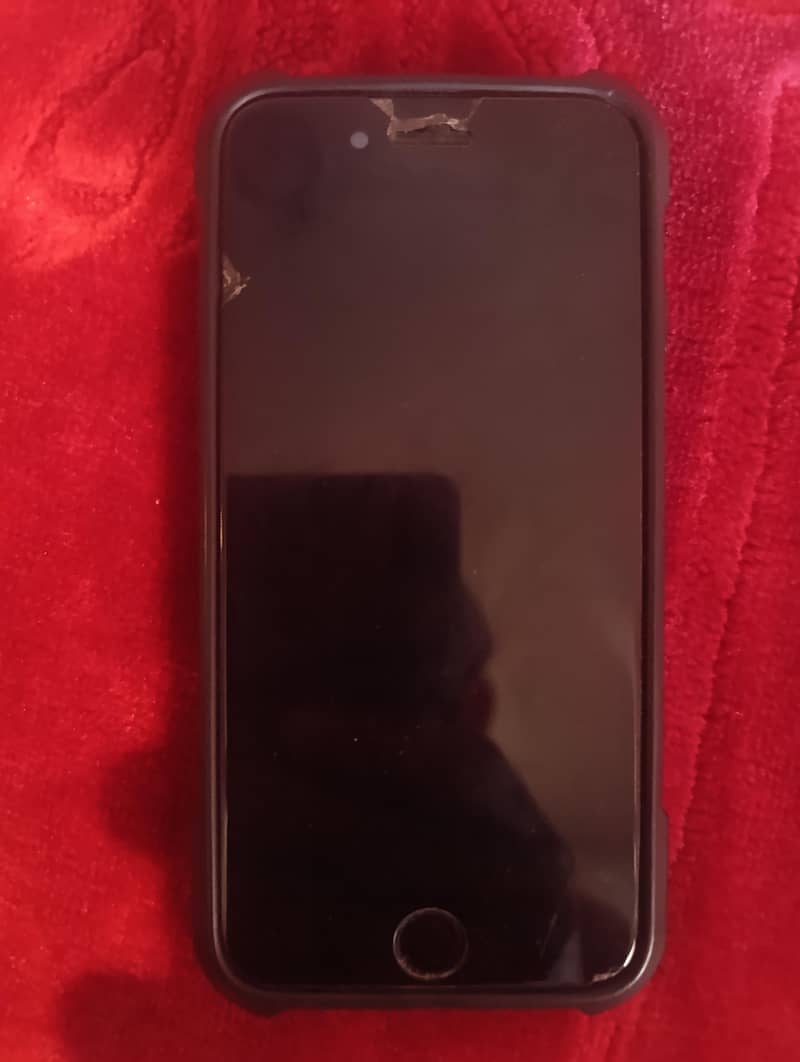 Apple iPhone SE 0