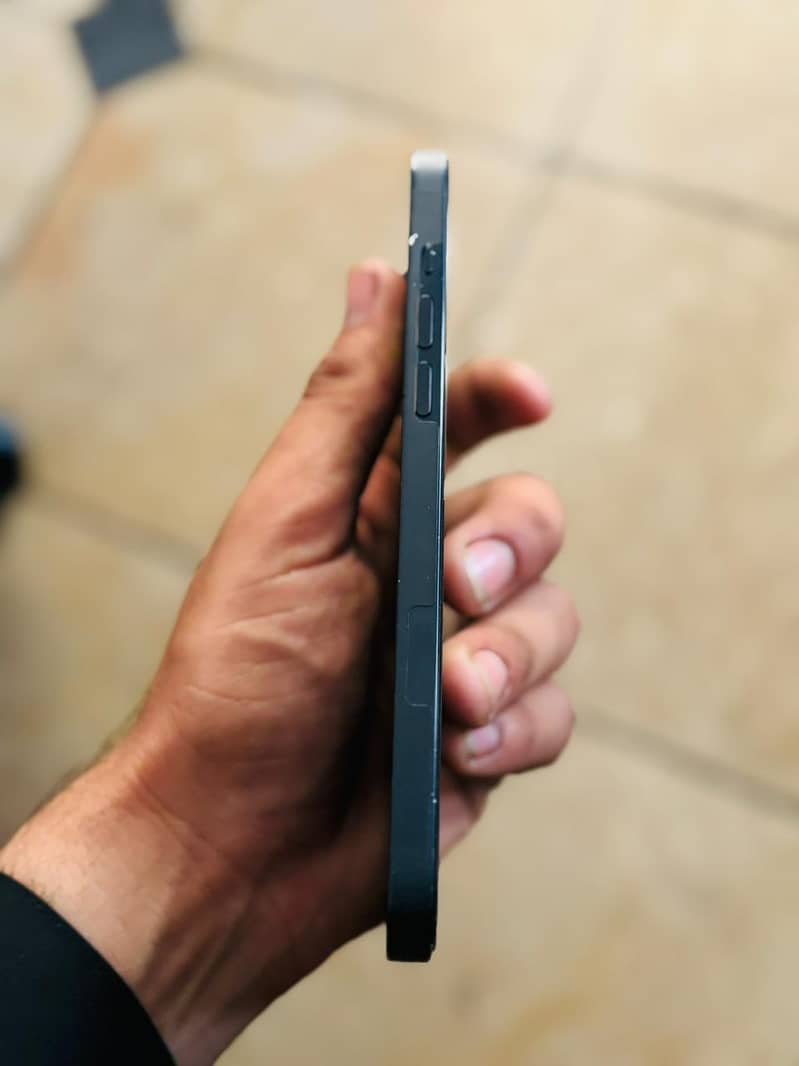 Apple iPhone 14 plus 0