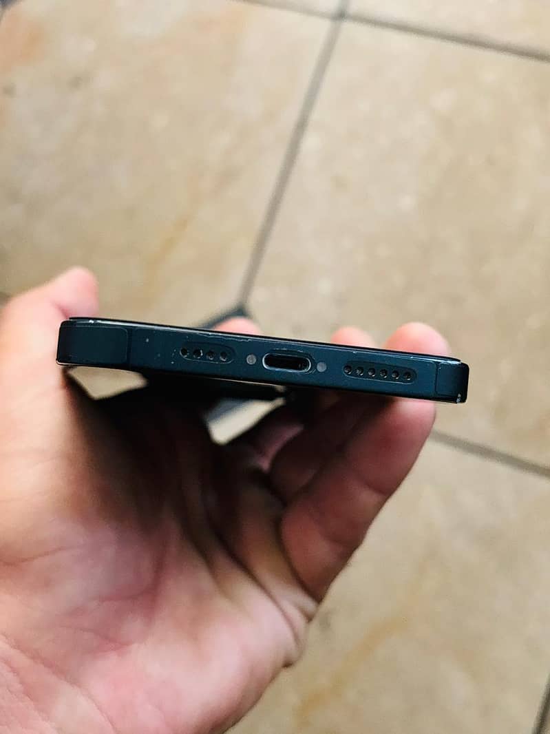 Apple iPhone 14 plus 9