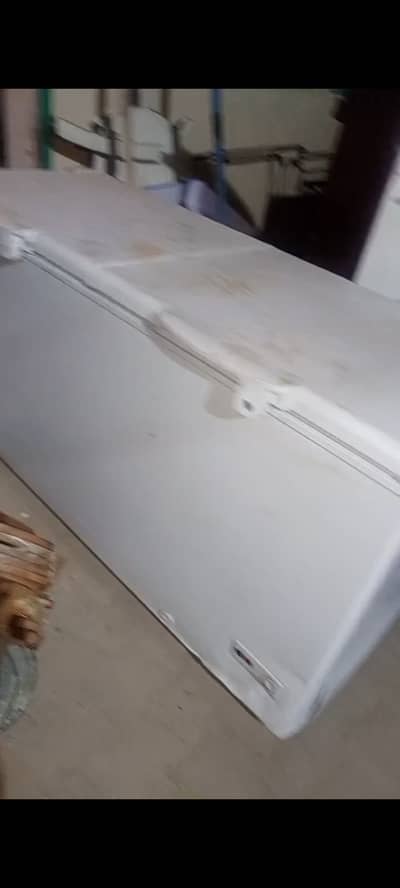 Model full size deep freezer
