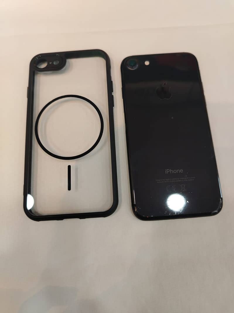 Apple iPhone 7 0