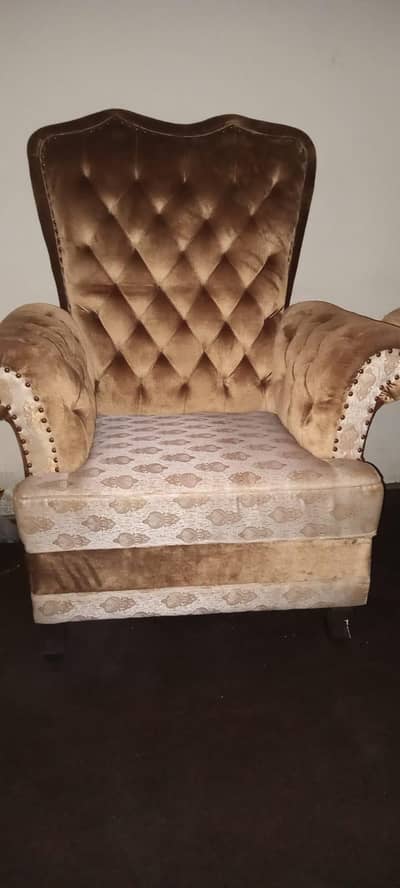 seven seeter sofa set