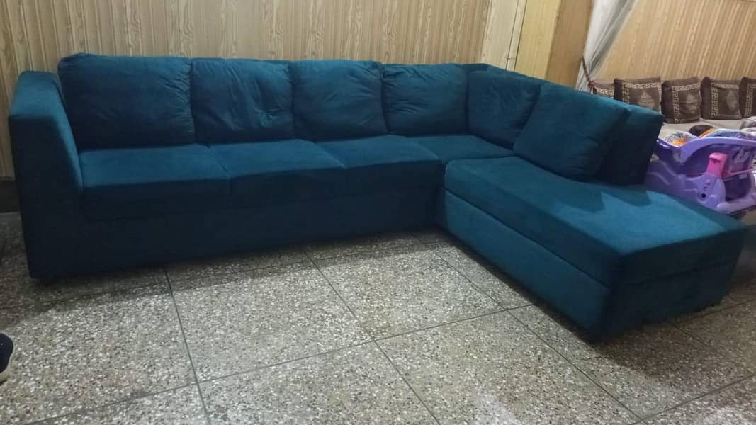 L shafe sofa 3