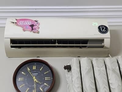 Dawlance 1 ton DC inverter