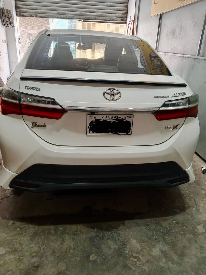 Toyota Corolla  Altis Grande 1.8 2021 model 7