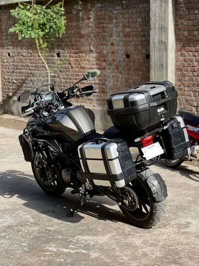 Benelli trk 502