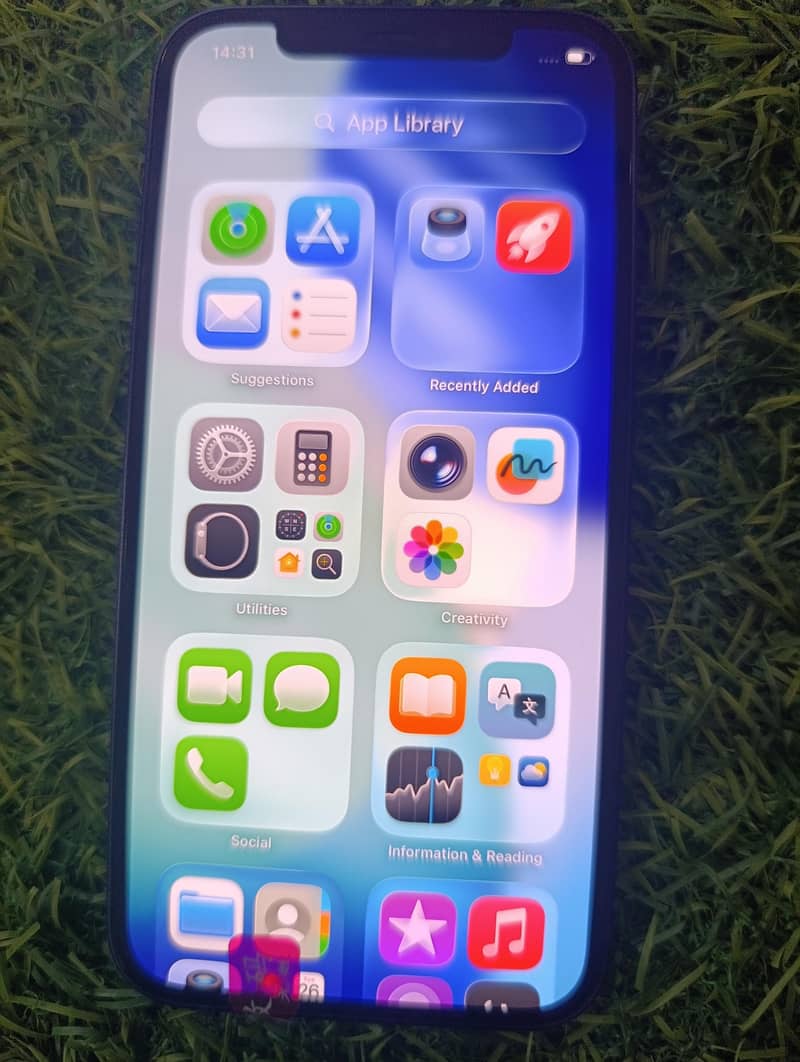 Apple iPhone 12 2