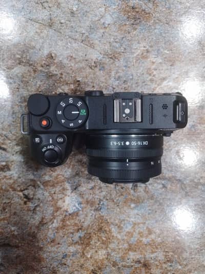 nikon z30 with lens
