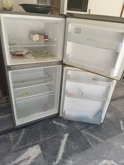 Refrigerator good condition
