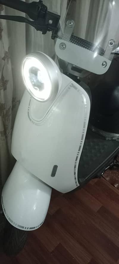 Electric Bike - Scooty