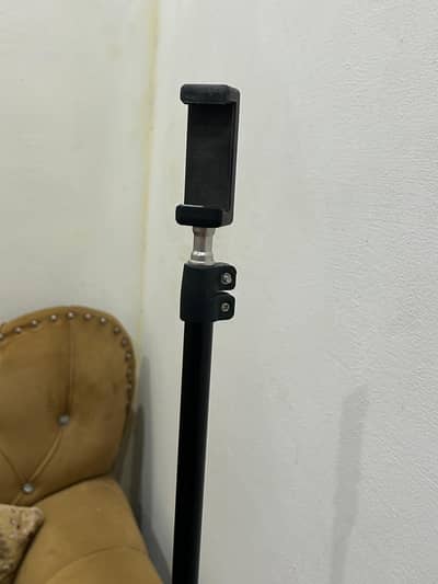 Tripod Stand