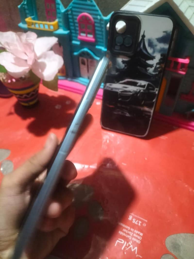 Vivo V21 1