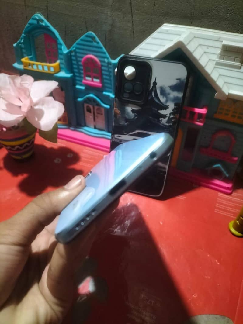 Vivo V21 2
