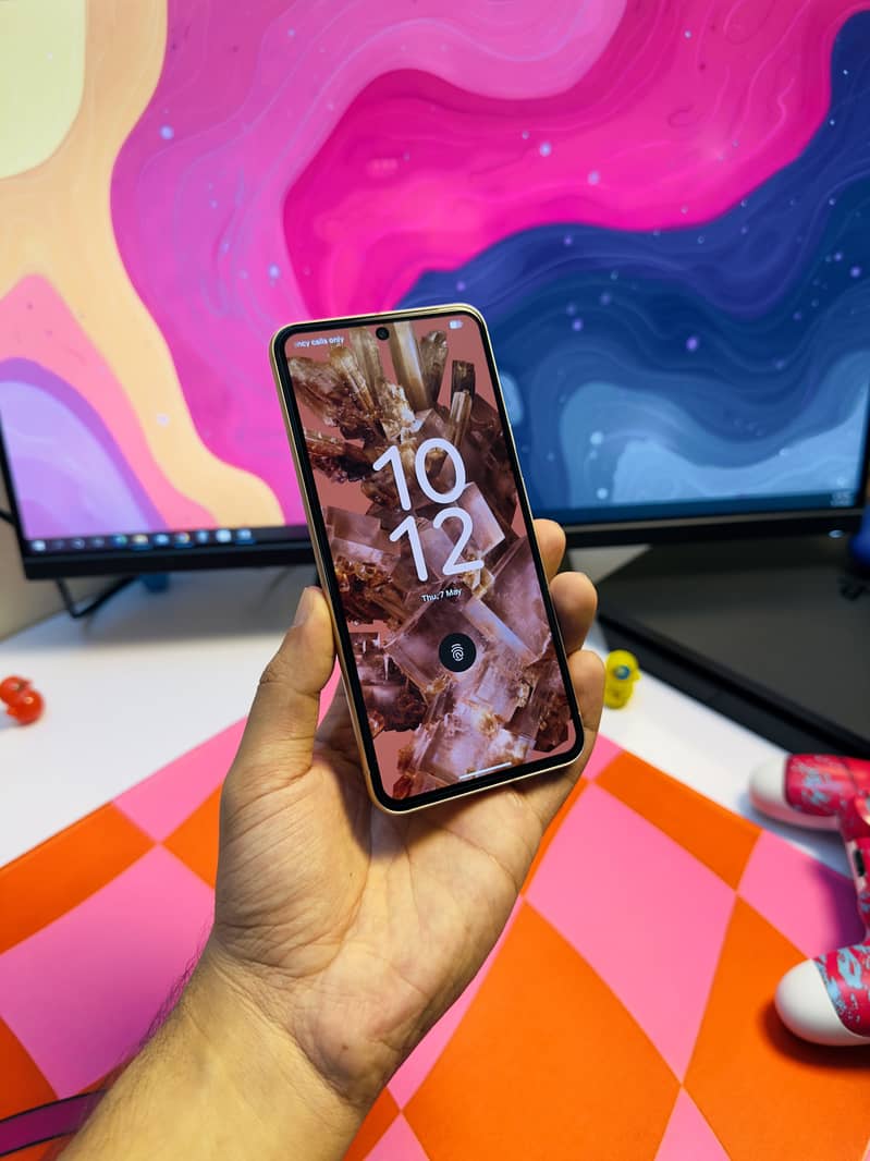 Google Pixel 8 5