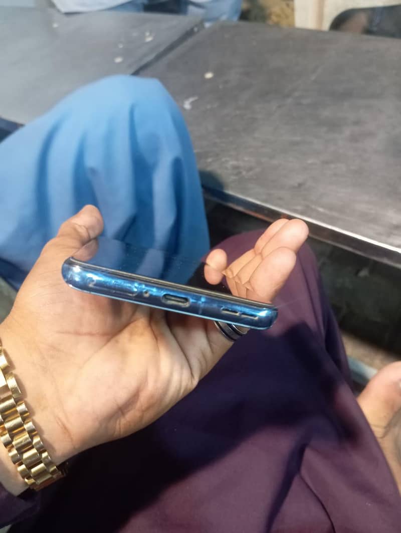 One Plus 9 5g 3
