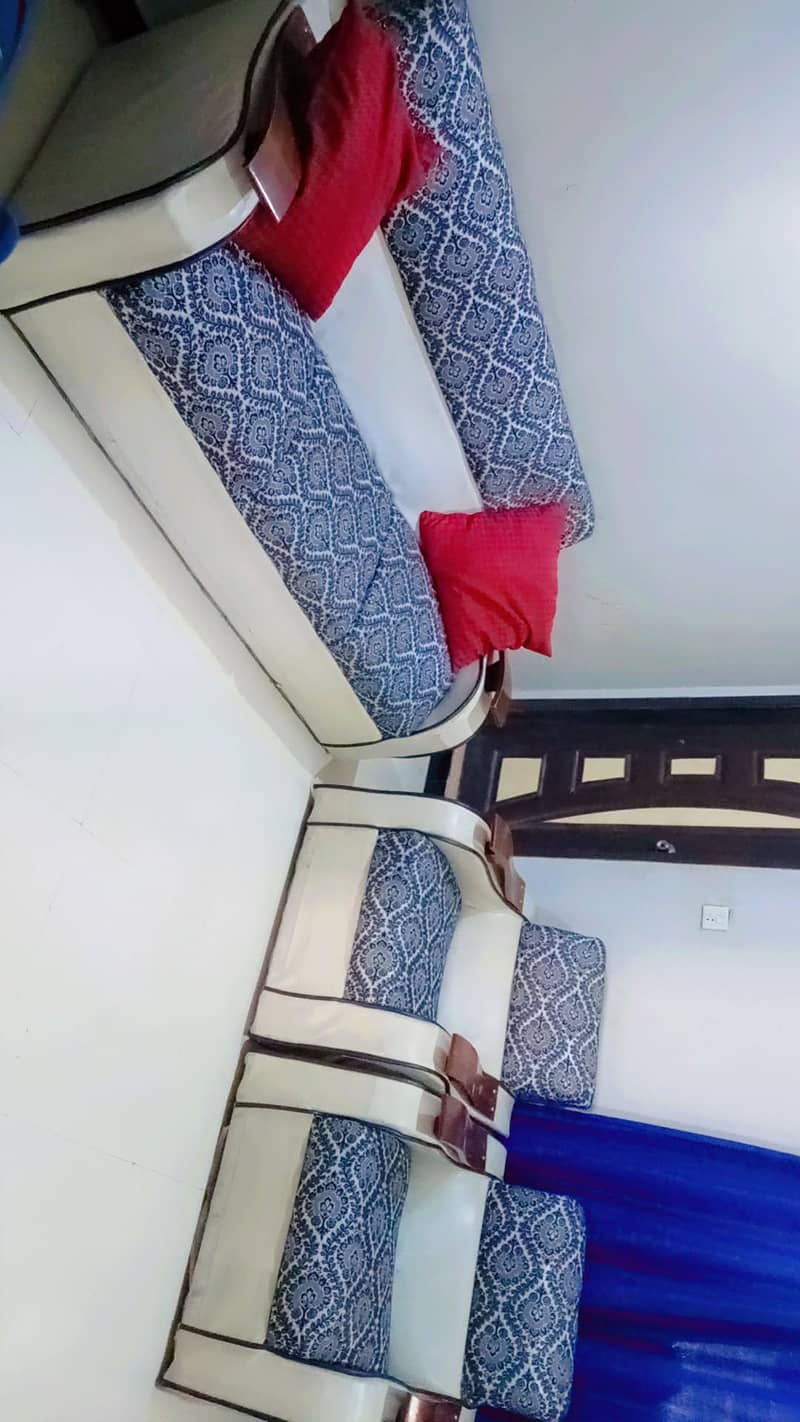 Sofa Set (5 Seaters) 1