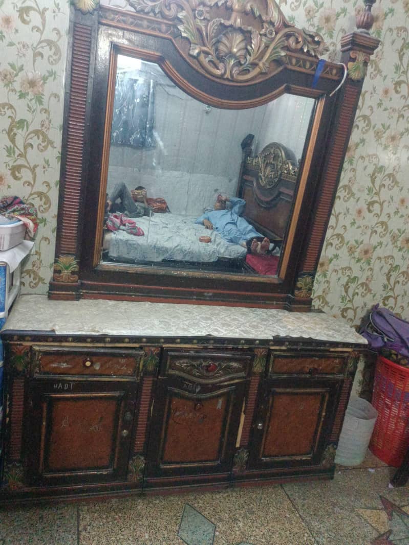 dressing mirror 1