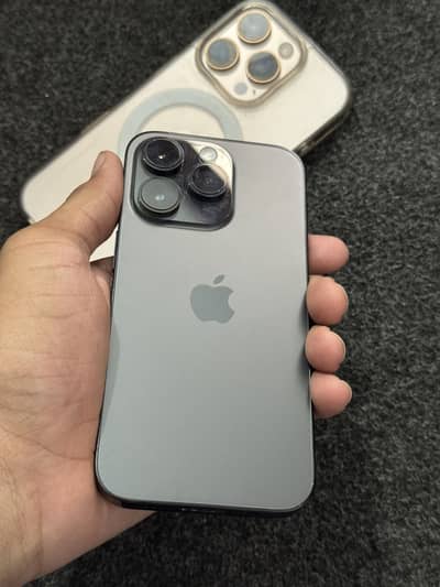 iPhone 14 Pro ( pta approved)