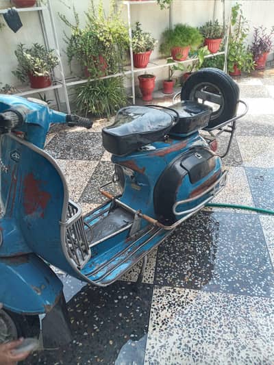 Vespa Scooter