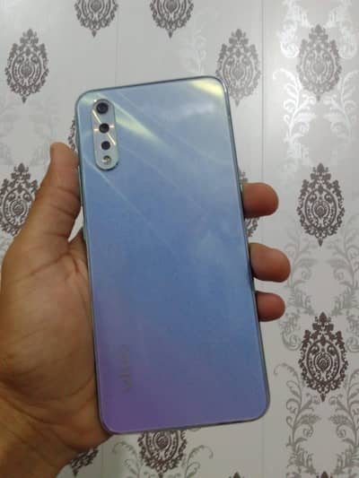 Vivo S1